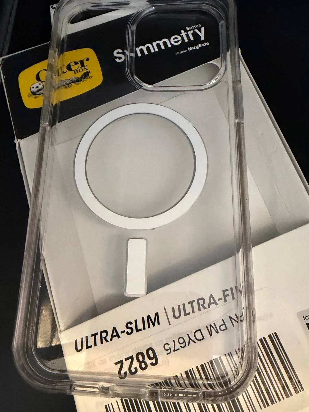OtterBox Symmetry Series Clear MagSafe Ultra-Slim Case iPhone 15 -  NWT